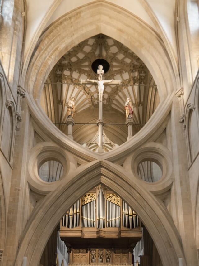 Wells-Cathedral-Scissor-Arches